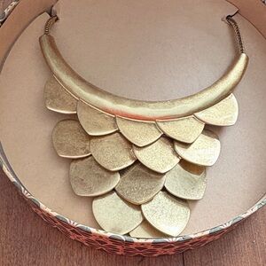 Chloe +Isabel Statement Metal Bib Necklace